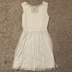 Jessica Simpson pleated dress
